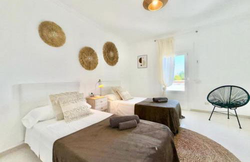 Villa walk to O beach large pool BBQ - Foto 22