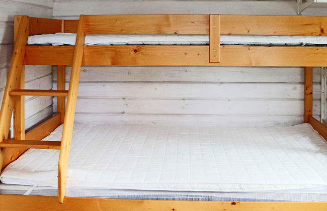 4 Star Holiday Home in Frillesas - Foto 2