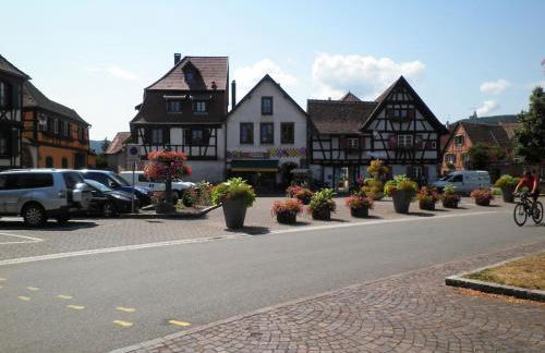 Gîte ''Les Bleuets'' Piscine été 2026 - Foto 12