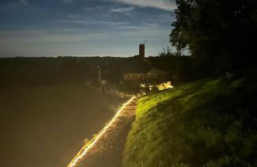 Cosy Hut Immersed in Nature with Private Hot Tub - Foto 19