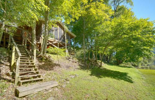 Riverfront West Virginia Cabin with Screened-In Deck - Foto 36