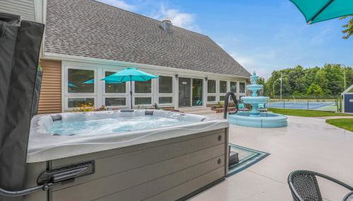 Indoor Pool Near Grand Haven & Lake Michigan Beach - Foto 3