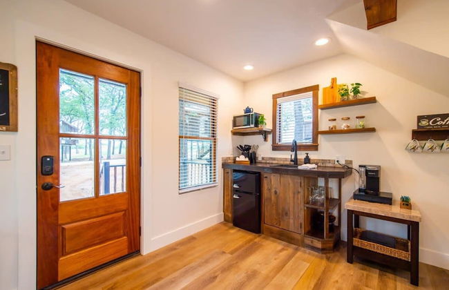 The Nuthatch Cabin 15 MIN to Magnolia Baylor - Foto 14