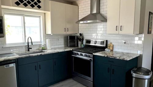 Stylish 3-Bedroom Stay Free Parking - Foto 4