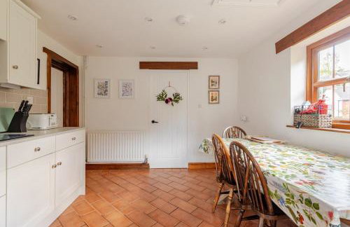 Luxury Village Cottage on doorstep of Alton Towers - Foto 26