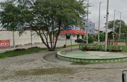 Casa Confortável com Garagem e internet - Foto 16