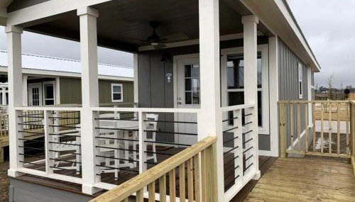 Modern Tiny House Rental Perfect for Glamping near Austin - Foto 1