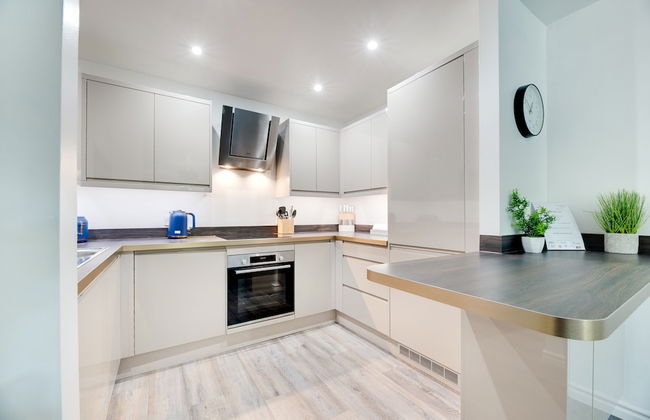 Week2Week Gosforth apartment w balcony - Foto 7