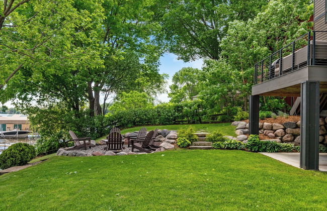 Lakefront Luxury - Foto 48