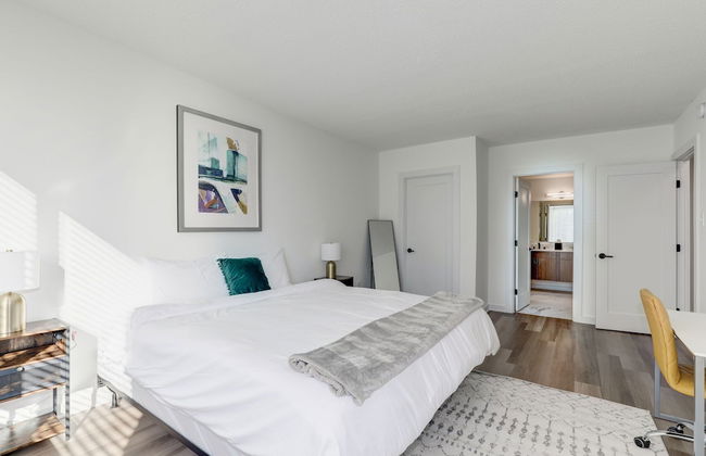 Arlington Modern Comfort Meets City Life - Foto 11