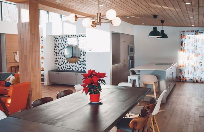 Lakeview Mid Century Luxury Cottage Citq 311414 - Photo 7