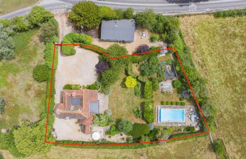 Victorian House Sleeps 14 Pool and Gardens - Photo 48