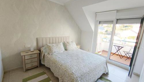 Precioso ático con vistas a pie de playa - Foto 5