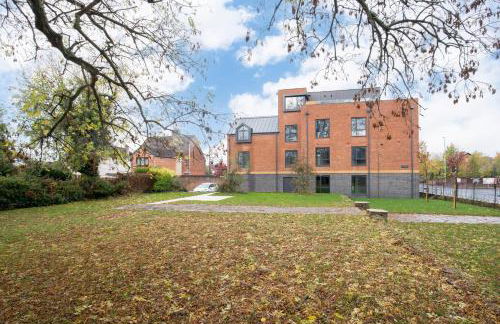 Elliot Oliver - Stunning Three Bedroom Penthouse With Large Terrace & Parking - Foto 52