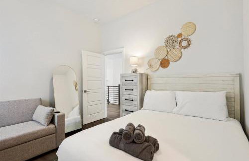 Brand New 5BD 4BA Luxury Vacation Home w Hot Tub - Foto 28