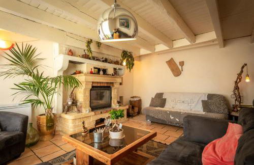 Charmante Maison dans les Gorges de la Sioule - Foto 22