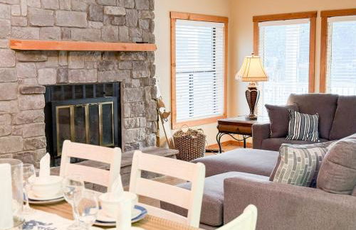 Lakefront-4BD3BA-Sleeps 12PP - Photo 12