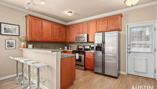 Spectacular Neighborhood Spacious House and Yard - Foto 5