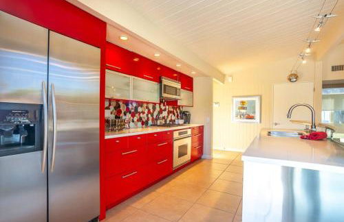 Mid-Century Krisel House with Salt Water Pool and Firepit - Foto 36