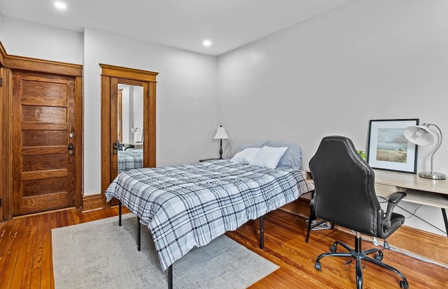 Beautiful Green-Door Brownstone - Foto 2