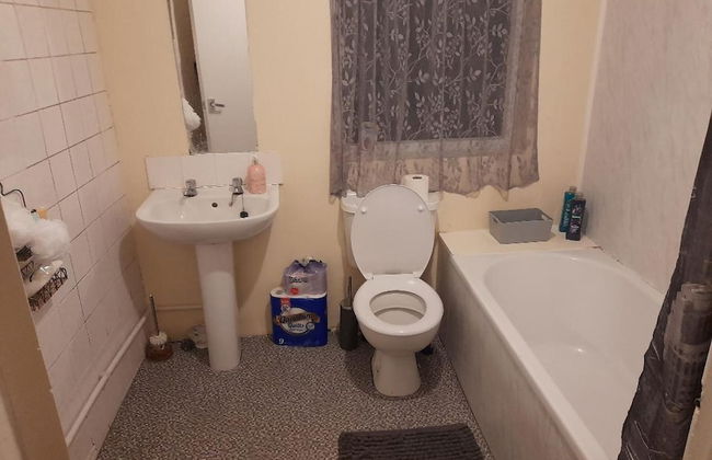 Immaculate 3-bed House in Middlesbrough With Wifi - Foto 10