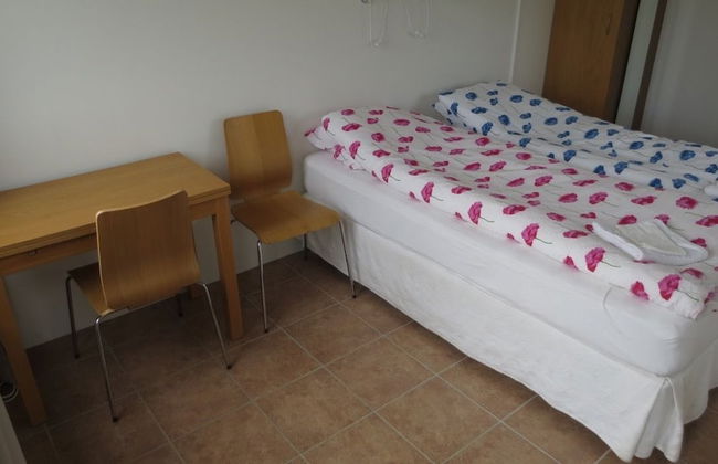 Lækjarkot Rooms and Cottages with Kitchen - Foto 32