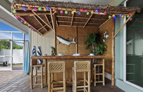 Nokomis Pool Home on the Canal - Foto 9