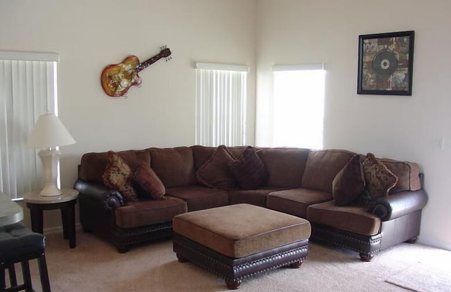 Ahr208 - Hampton Lakes - 5 Bed 3 Baths Villa - Foto 2