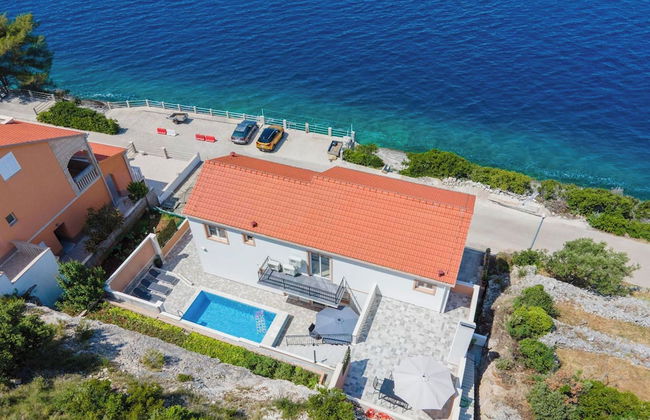 Beachfront Holiday Home - Foto 29