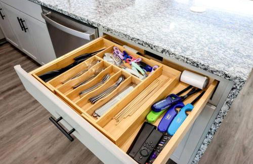 Luxurious Midtown Retreat with Elevator Access - Foto 29