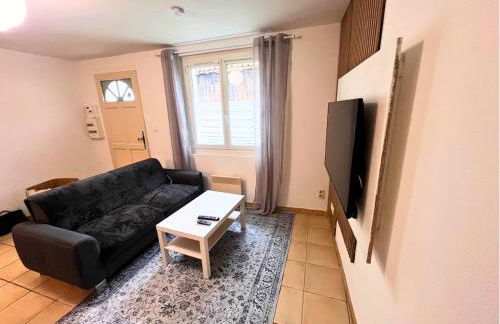 Cocon tout équipé avec jardin au centre-ville - Foto 7