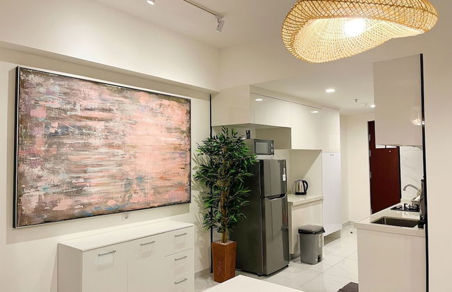 Sky House BSD Apartments by OkeStay - Foto 9