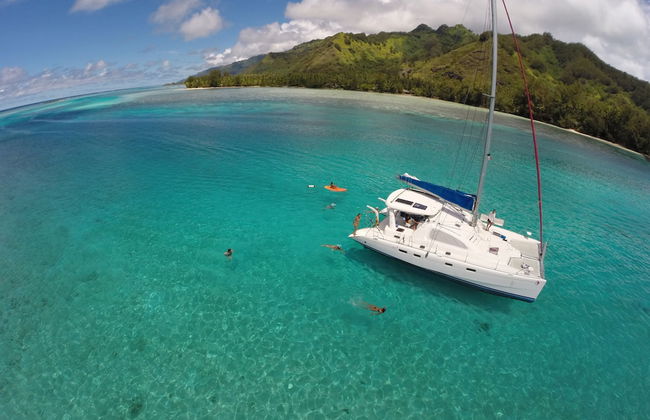 Tahiti Sail and Dive - Foto 1