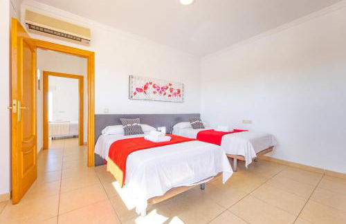 Villa Almendros - PlusHolidays - Photo 33