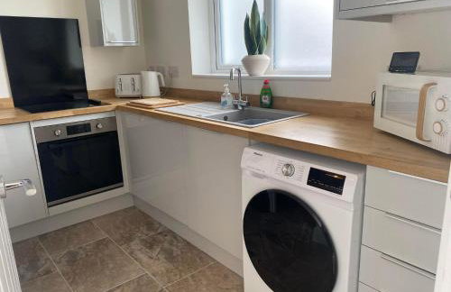 The Cwtch Pet Friendly Ground Floor Flat Near M4 and Porthcawl - Foto 6