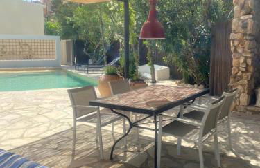 Bond beach village - Photo 9