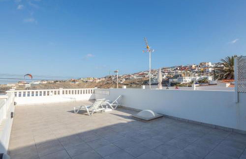 Sea Views Private Terrace 2BR House near the Beach - Foto 41