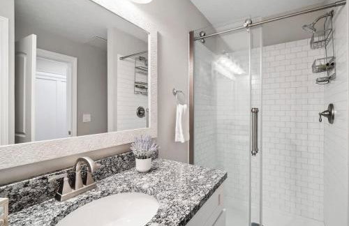 Countryside Getaway Large Shared Yard & Parking in Vermilion - Foto 32