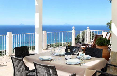 Villa DAMMUSO by Local House - private villa infinity pool & seaview - Foto 29