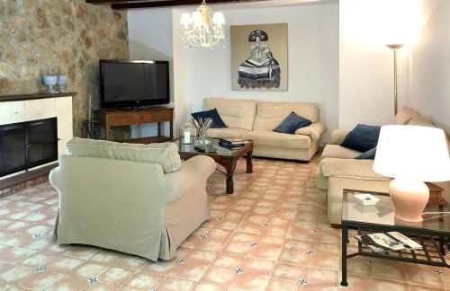 Spacious villa in Can Trabal with private pool and jacuzzi 980 m² - Foto 5