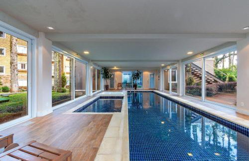 Apto Impecável com piscina aquecida e jacuzzi - Foto 46