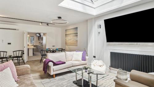 Spacious 6 Bedroom Luxury Home Sleeps 14 Royal Manor 57 - Foto 2