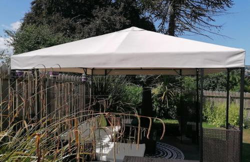 The Beeches - Foto 18