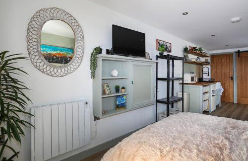 Trearddur Bay, Holyhead Studio - Photo 12