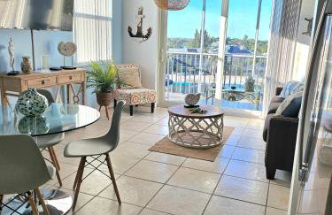 Perfect Beach Escape - Photo 12