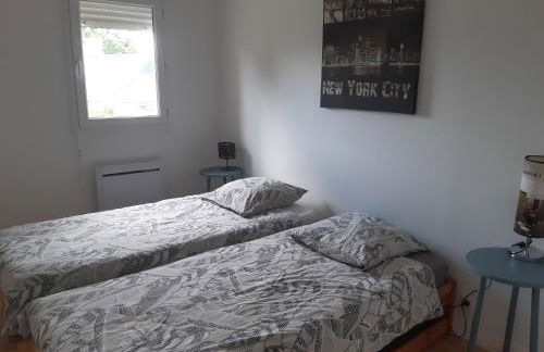 Appartement au RDC avec jardin clos, au calme. - Foto 9