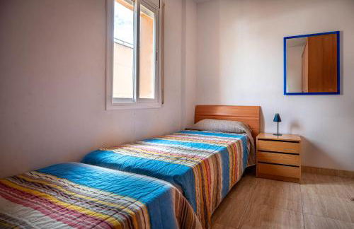 AT130 Casa con piscina privada, aire acondicionado y garaje - Foto 17