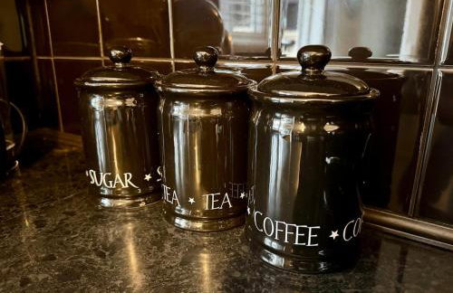 Stylish 3-Bed Family Pet-Friendly Home with Garden - Foto 19