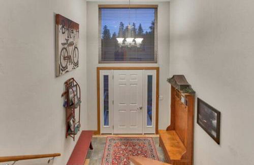 New Listing - Doc's Place - Beautiful Hot Tub Views - Foto 14