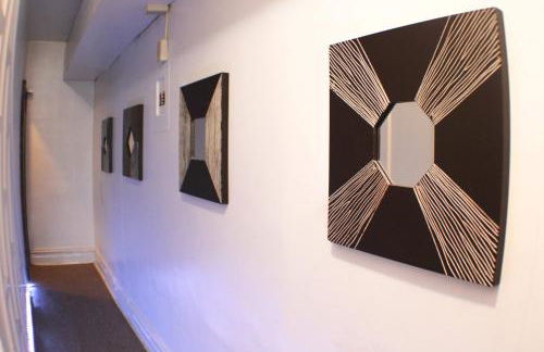 Steps Away From Hospital - 2 Queen Bed - City View - Foto 18